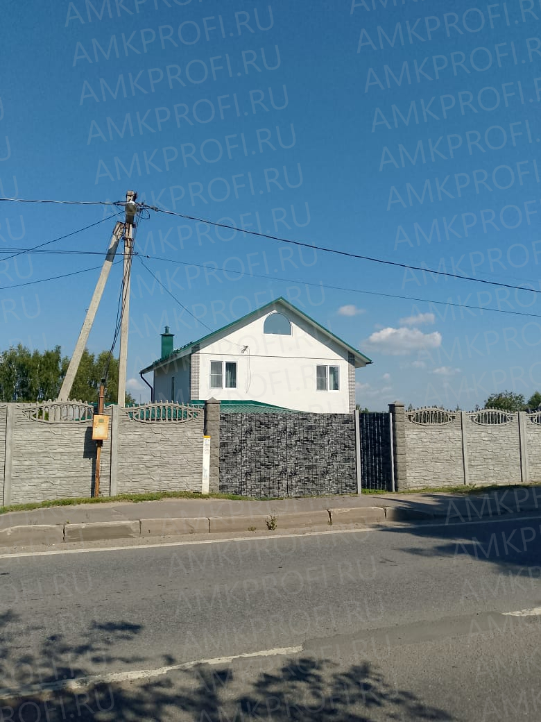 Панели АМК 002 Кирпич и АМК 204 Кирпич в отделке фасада дома. Купить декоративные панели для фасада и внутренней отделки.